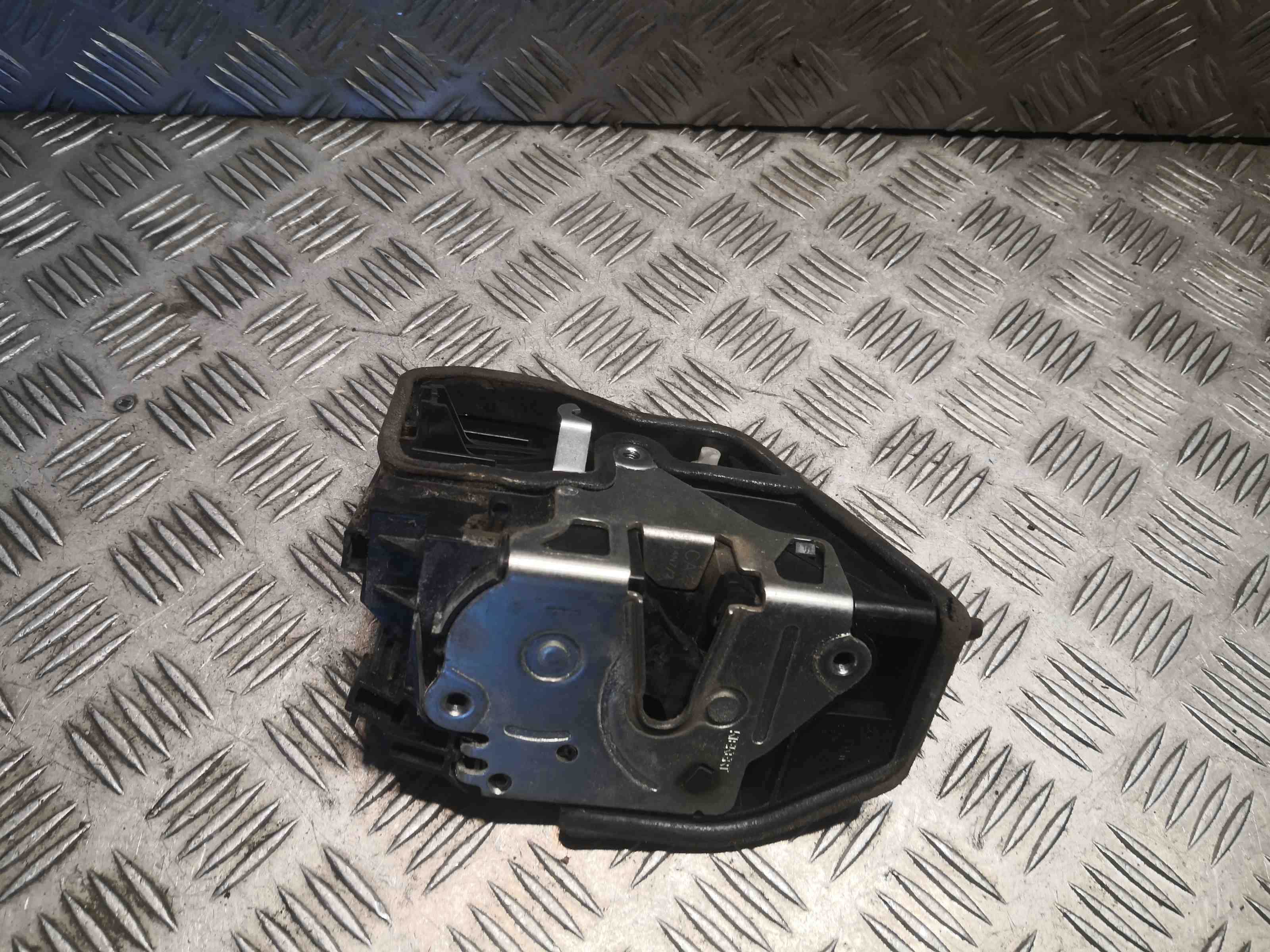 BMW 5 Series E60/E61 (2003-2010) Rear Right Door Lock 7202148 32398108
