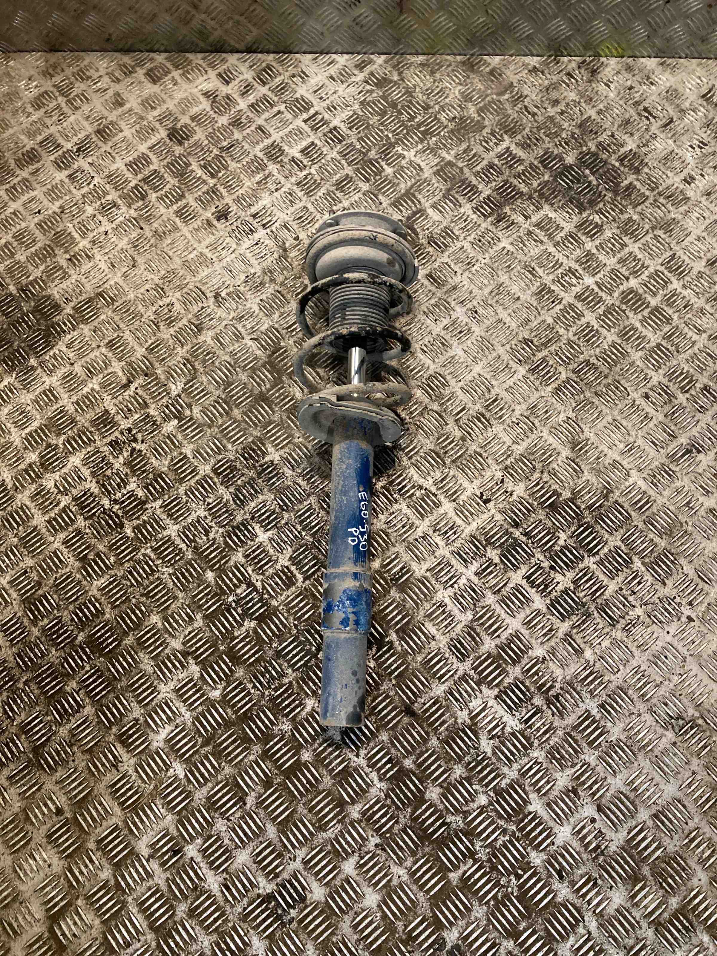 BMW 5 Series E60/E61 (2003-2010) Stötdämpare fram höger 31336761210,6761210,31306775056,6775056 32398757