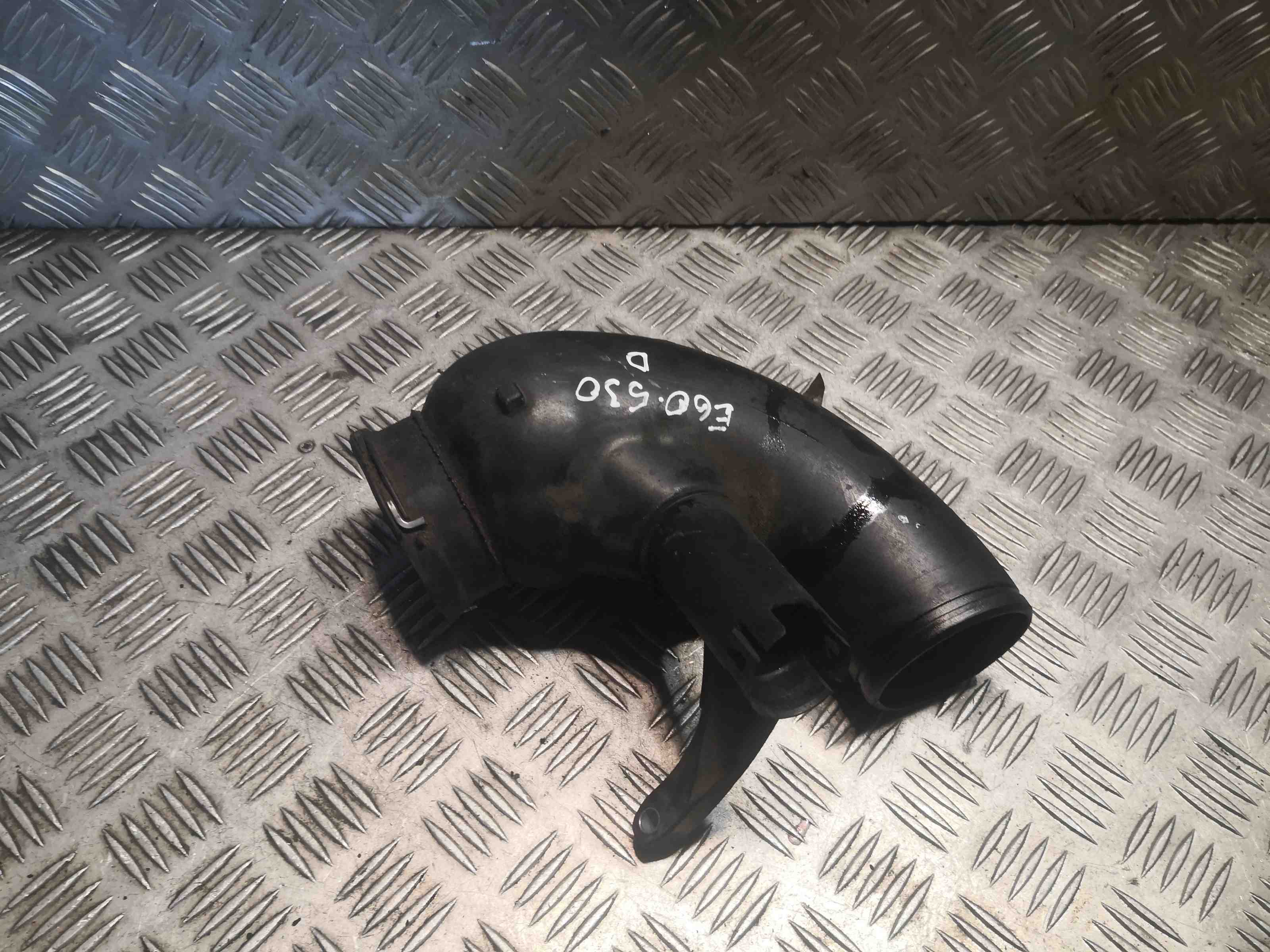 BMW 5 Series E60/E61 (2003-2010) Luftintagsrör 7803843 32402923