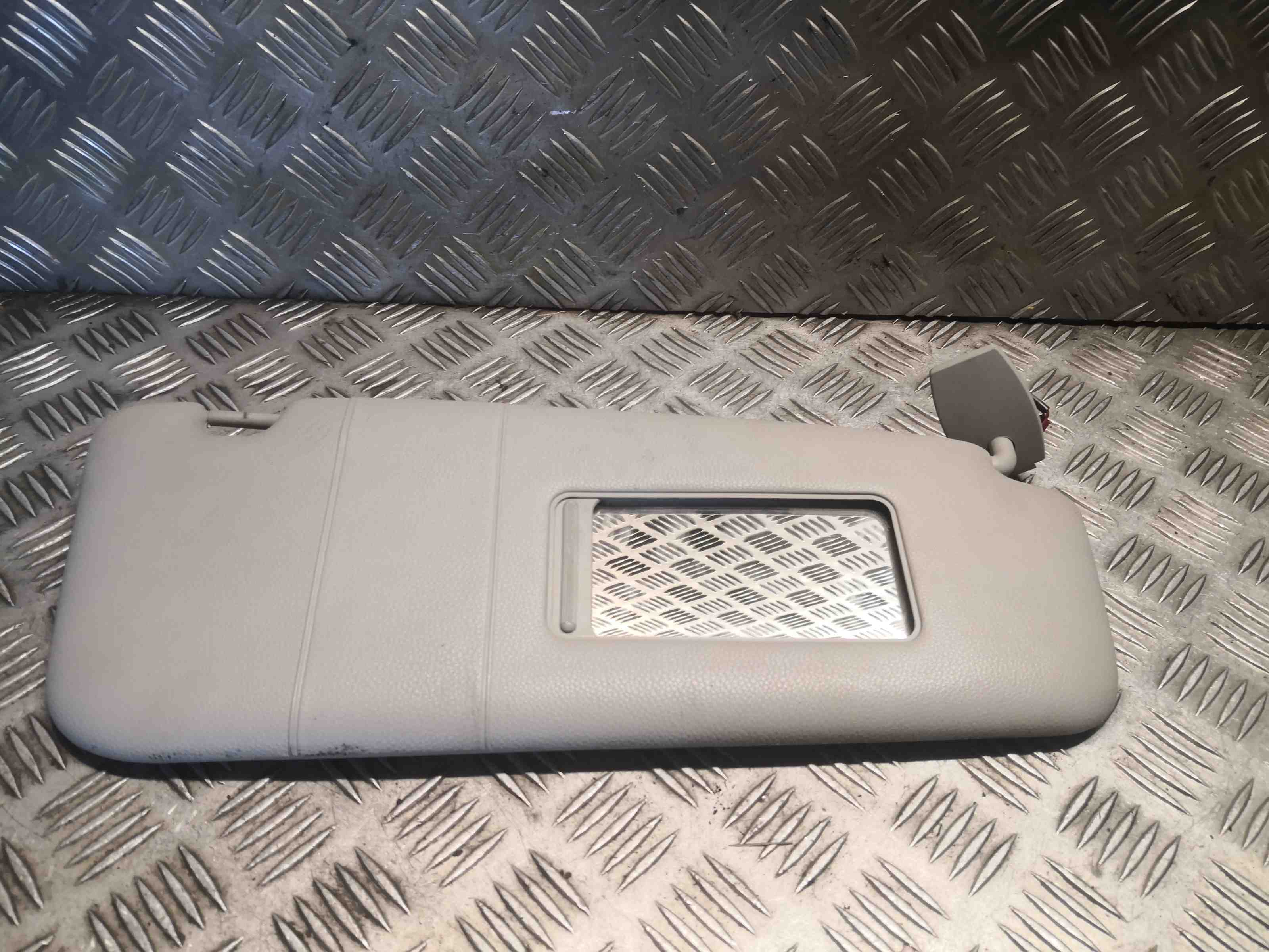 BMW 5 Series E60/E61 (2003-2010) Защита от солнца правая 51167897606,7897606 32403972