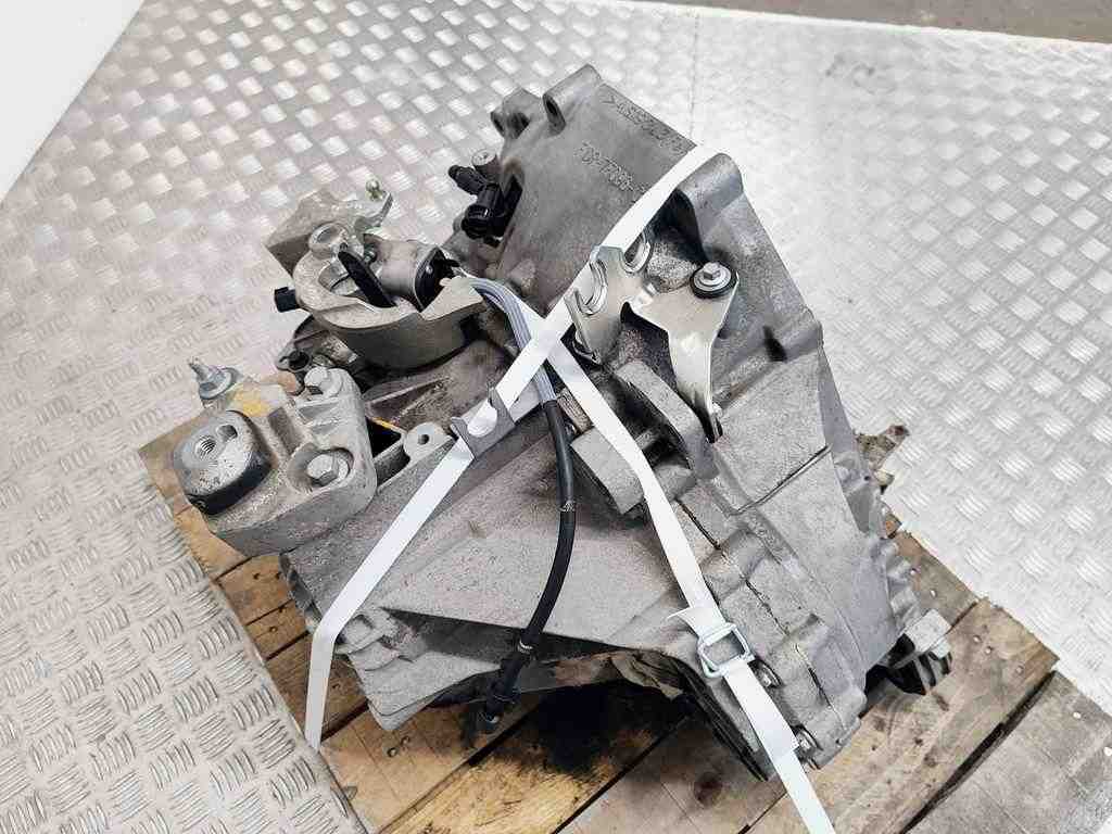 FORD Kuga 3 generation (2019-2023) Gearbox FV4R7002CCA,F1DR7F096CCA 32415805