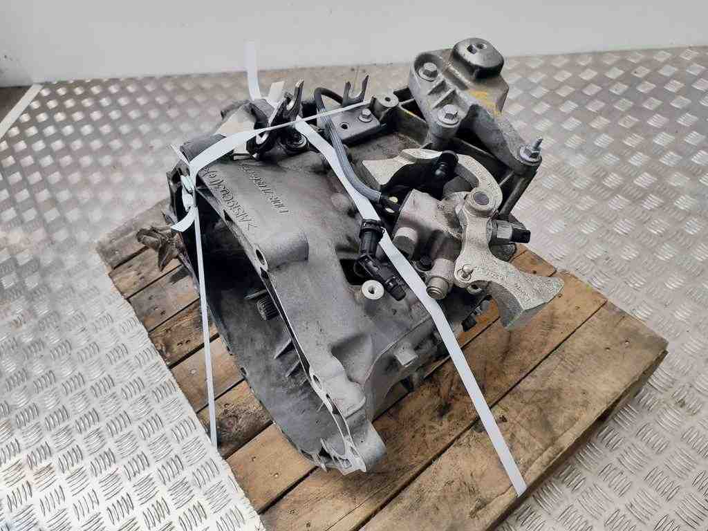 FORD Kuga 3 generation (2019-2023) Gearbox FV4R7002CCA,F1DR7F096CCA 32415805
