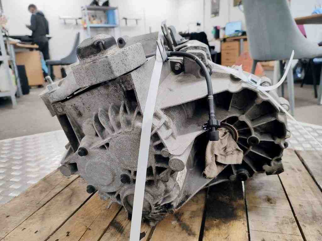 FORD Kuga 3 generation (2019-2023) Gearbox FV4R7002CCA,F1DR7F096CCA 32415805