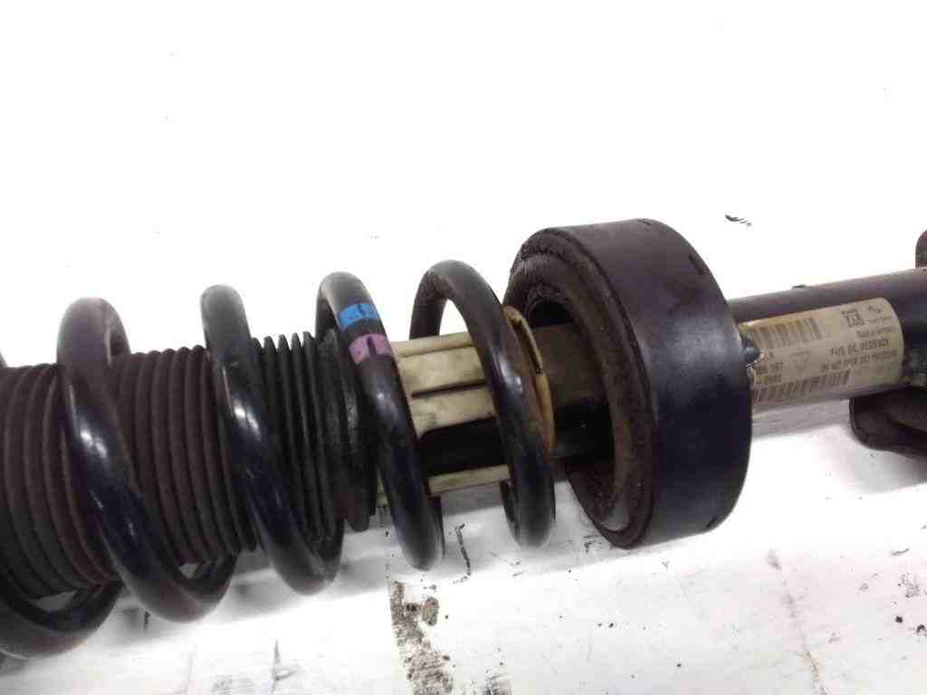 PORSCHE Cayenne 958 (2010-2018) Front Right Shock Absorber 32416803