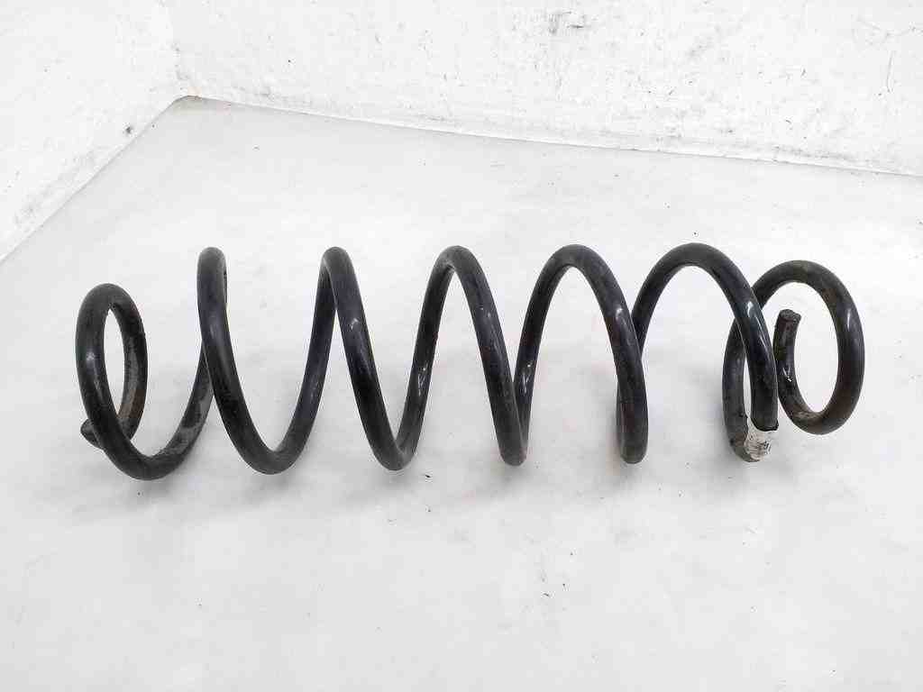 SKODA Octavia 3 generation (2013-2020) Rear Right Coil Spring 5Q0511121AD 32416912