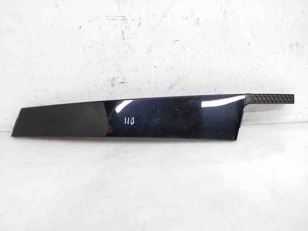 SKODA Octavia 3 generation (2013-2020) Front Right Door Window Molding 5E0837902B 32417006