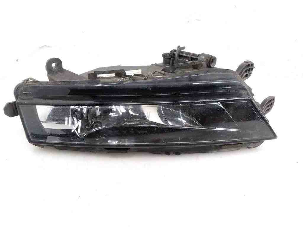 SKODA Octavia 3 generation (2013-2020) Front Left Fog Light 5E0941699F 32417214