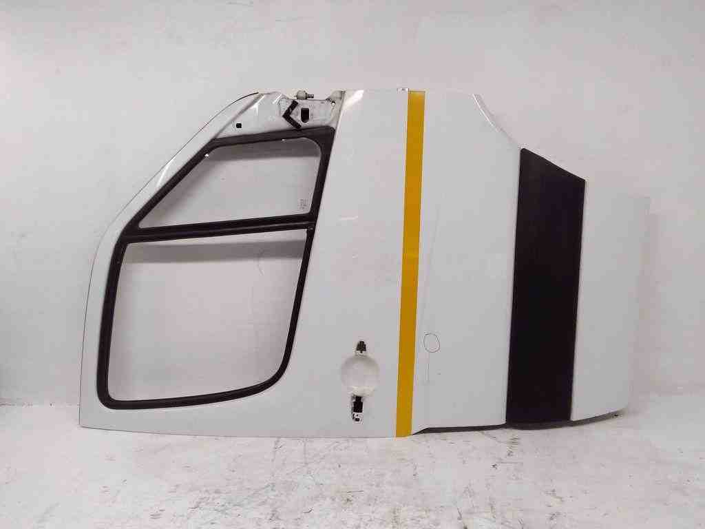 MERCEDES-BENZ Sprinter 2 generation (906) (2006-2018) Front Right Door 32417220