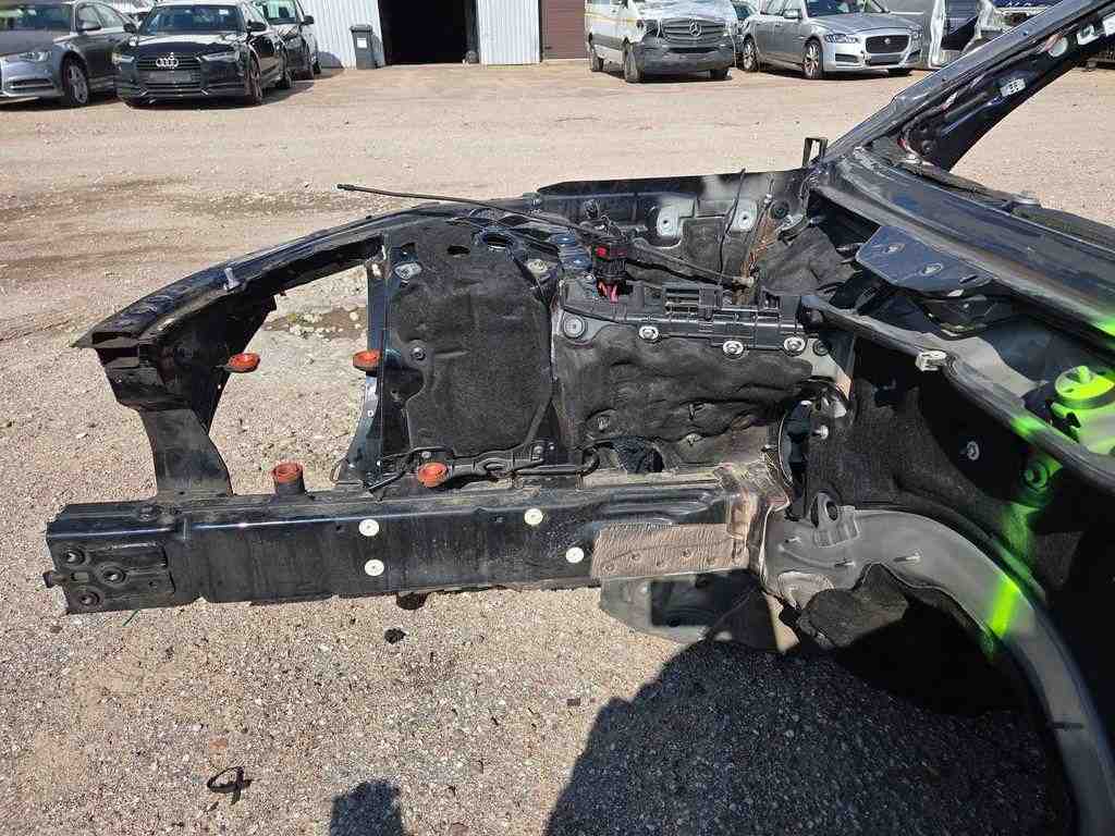 BMW 7 Series G11/G12 (2015-2023) Front Right Quarter Panel 32428234