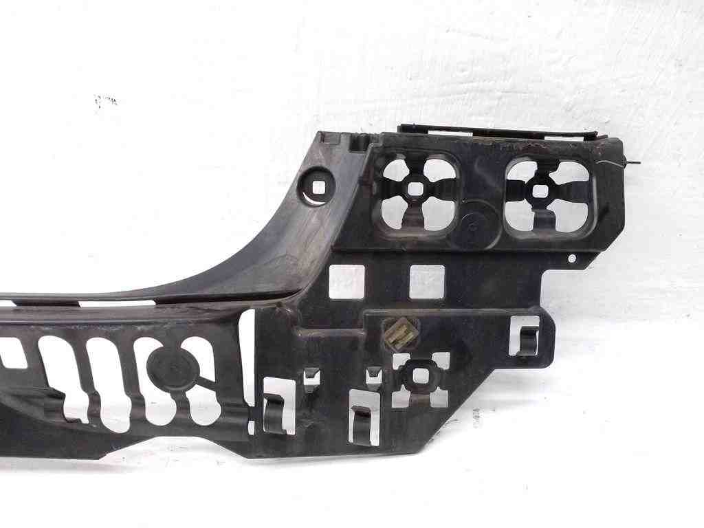 BMW 7 Series G11/G12 (2015-2023) Rear Left Bumper Bracket 7357144 32428618