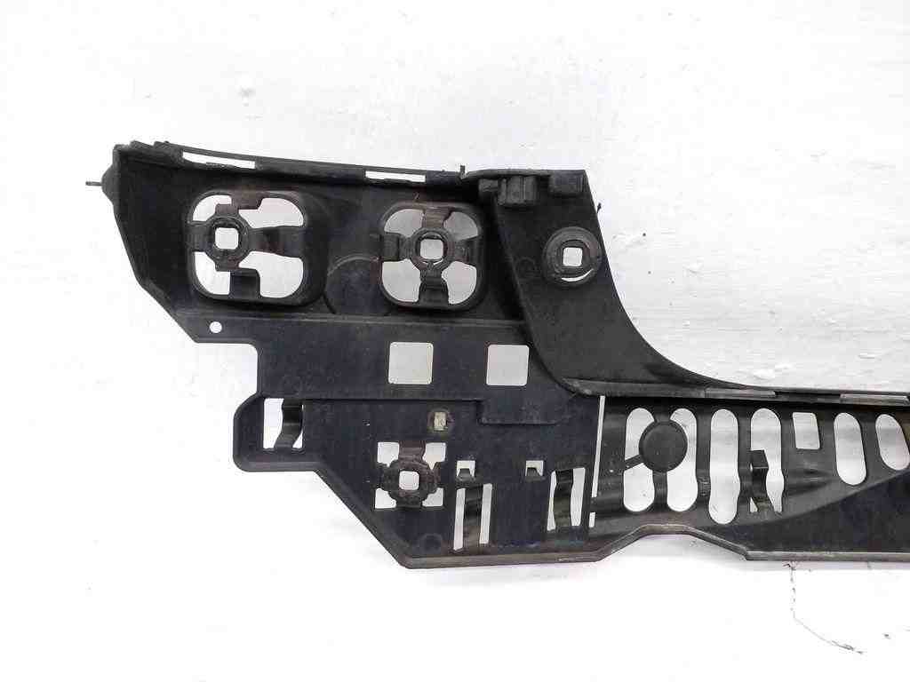 BMW 7 Series G11/G12 (2015-2023) Rear Left Bumper Bracket 7357144 32428618