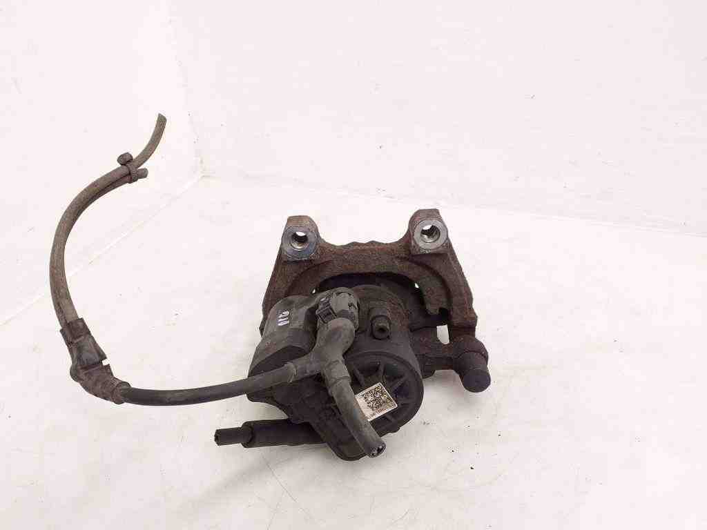 VOLKSWAGEN Passat B8 (2014-2023) Rear Right Brake Caliper 3Q0615406J 32428677