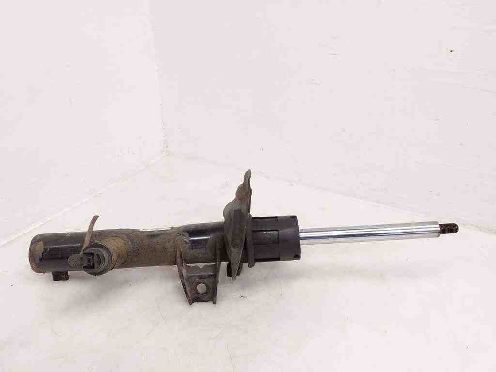 VOLKSWAGEN Passat B8 (2014-2023) Front Right Shock Absorber 3Q0413031BB 32429037