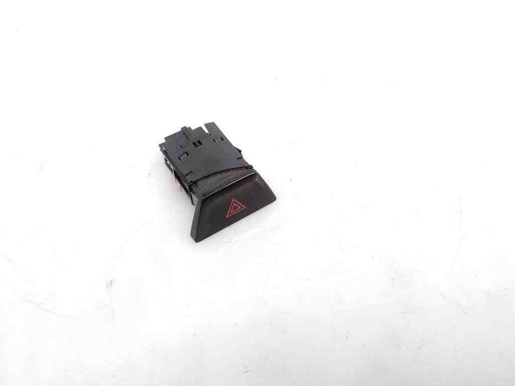 BMW 7 Series G11/G12 (2015-2023) кнопка опасности 6993046 32430045