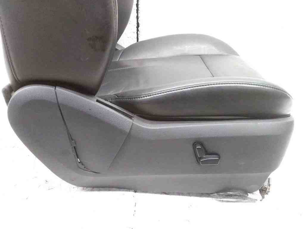 CHRYSLER Voyager 5 generation (2007-2020) Внутренние сиденья с комплектом дверных карт 32479841