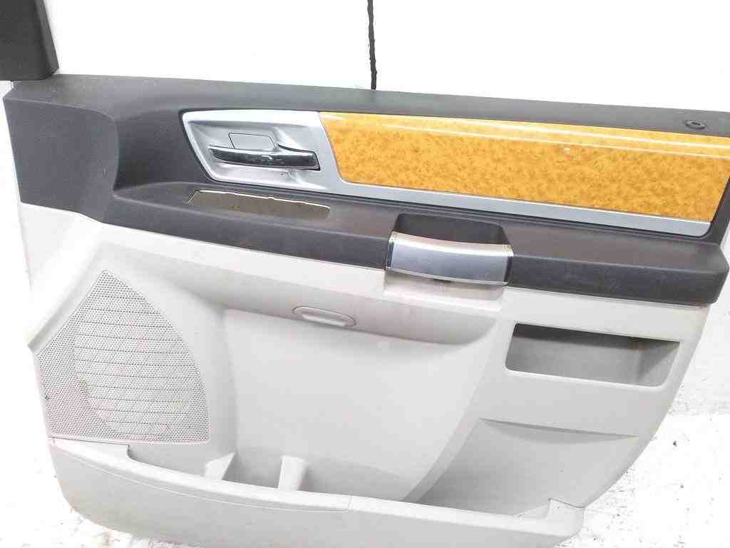 CHRYSLER Voyager 5 generation (2007-2020) Внутренние сиденья с комплектом дверных карт 32479841
