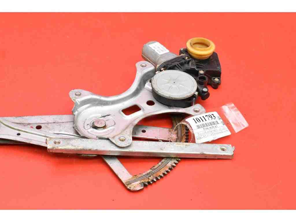 TOYOTA Corolla Verso 1 generation (2001-2009) Priekšējo kreiso durvju logu pacēlājs 69820-0F010 32233140