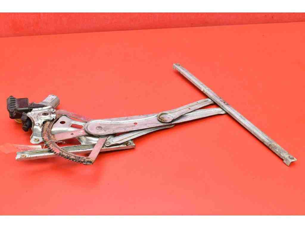 TOYOTA Corolla Verso 1 generation (2001-2009) Priekšējo kreiso durvju logu pacēlājs 69820-0F010 32233140