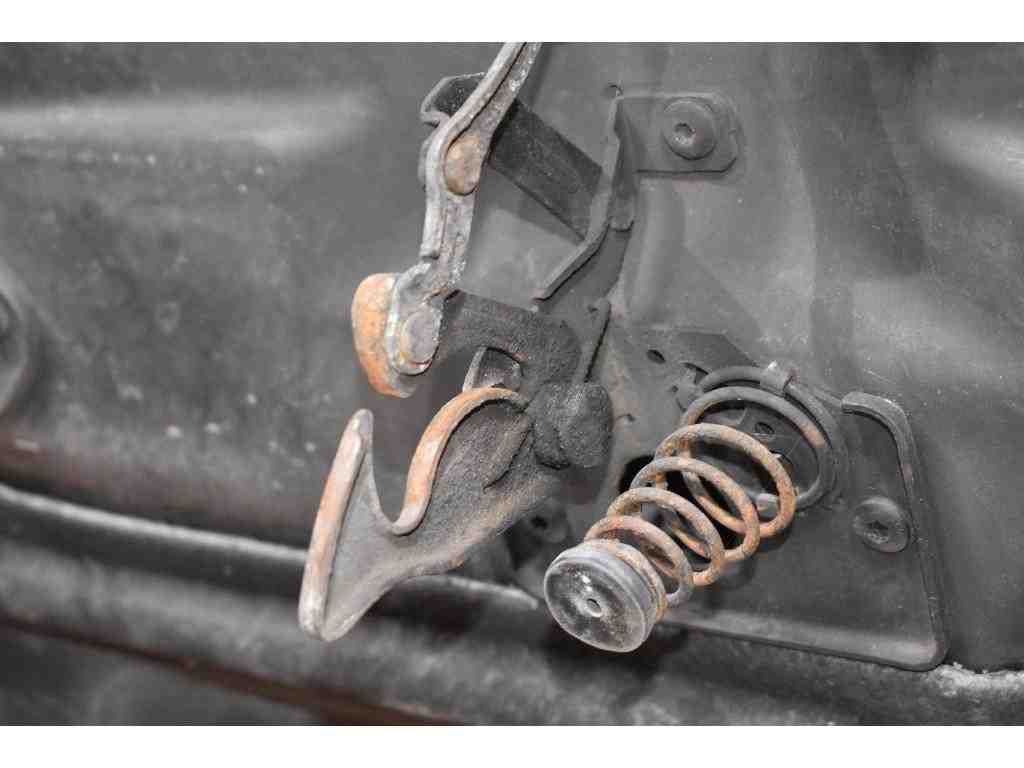 JAGUAR XJ 3 generation (X350) (2003-2009) Bonnet 32233270
