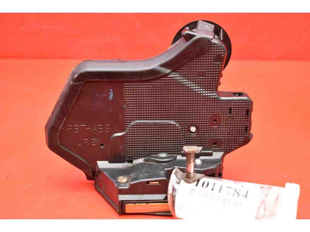 TOYOTA Corolla Verso 1 generation (2001-2009) Bakre höger dörrlås 32272320