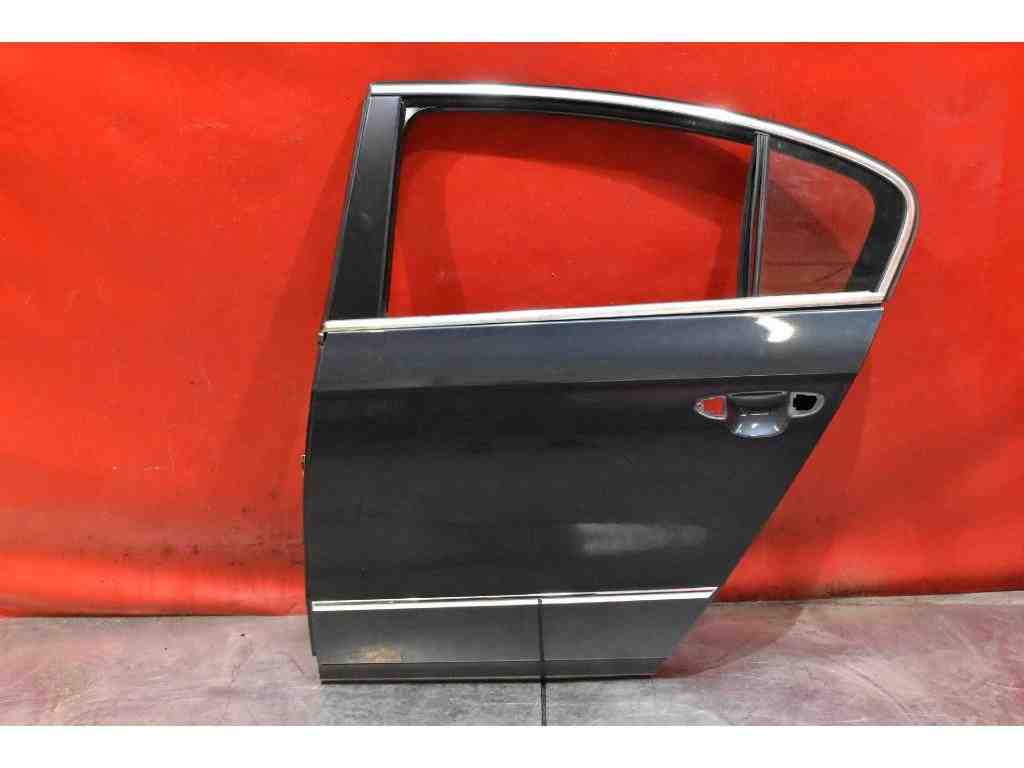 VOLKSWAGEN Passat B6 (2005-2010) Rear Left Door 32385389