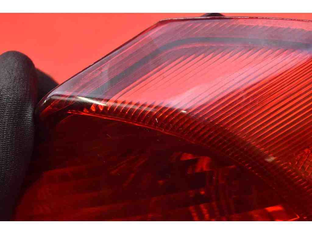 VOLVO C70 2 generation (2005-2013) Фонарь задний правый 27730206 32385414
