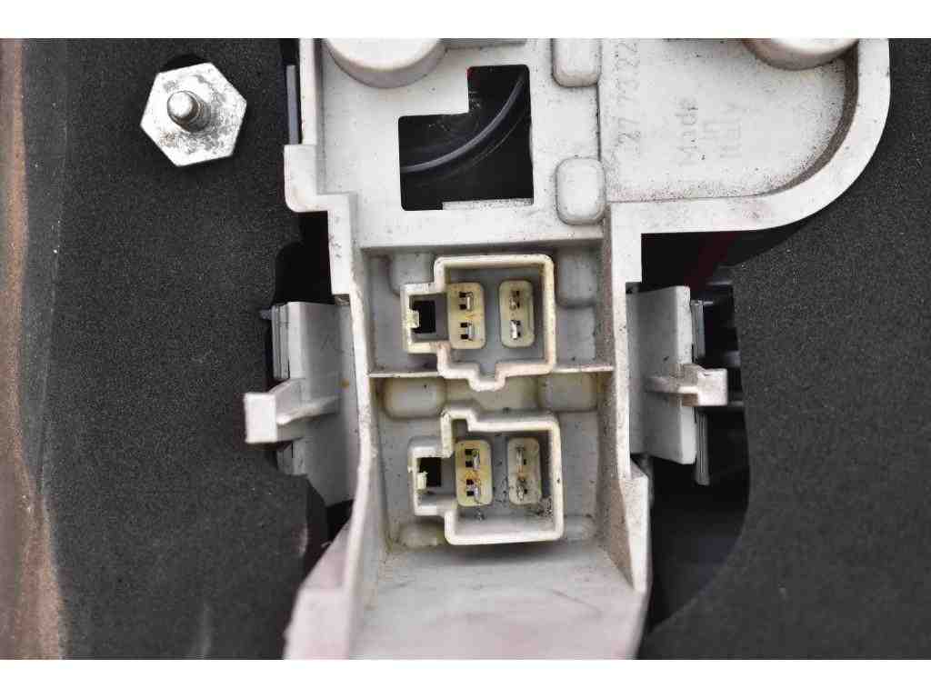 VOLVO C70 2 generation (2005-2013) Фонарь задний правый 27730206 32385414