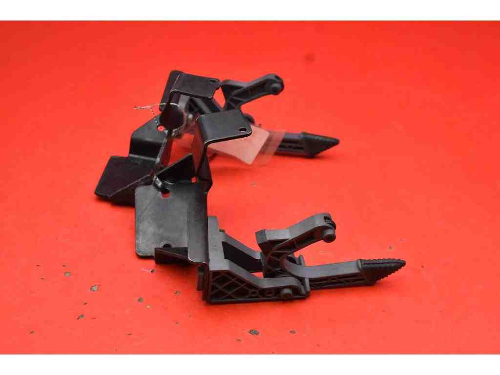 VOLVO C70 2 generation (2005-2013) Замок крышки багажника 9214038RH 32385420