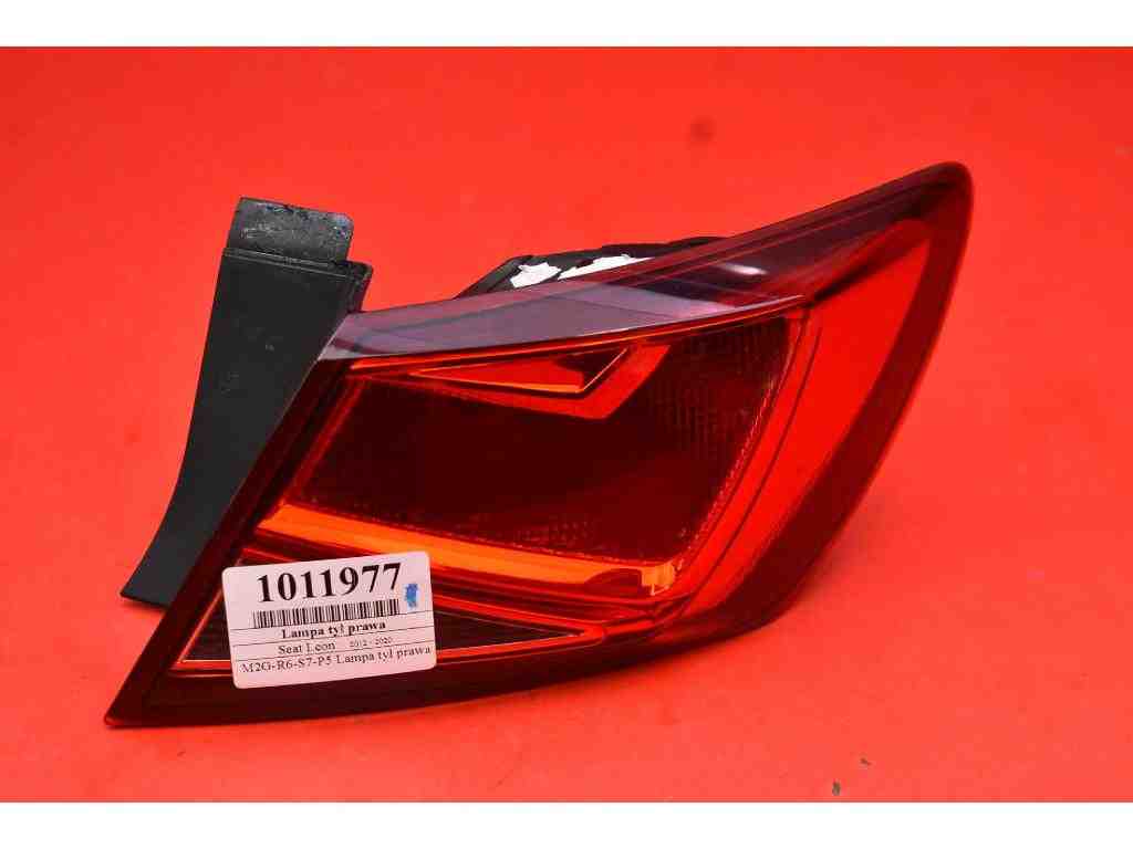 SEAT Leon 3 generation (2012-2020) Rear Right Taillight Lamp 5F0945096B 32385435