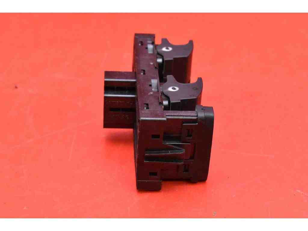 SEAT Leon 3 generation (2012-2020) Front Left Door Window Switch 5G0959857F 32385457