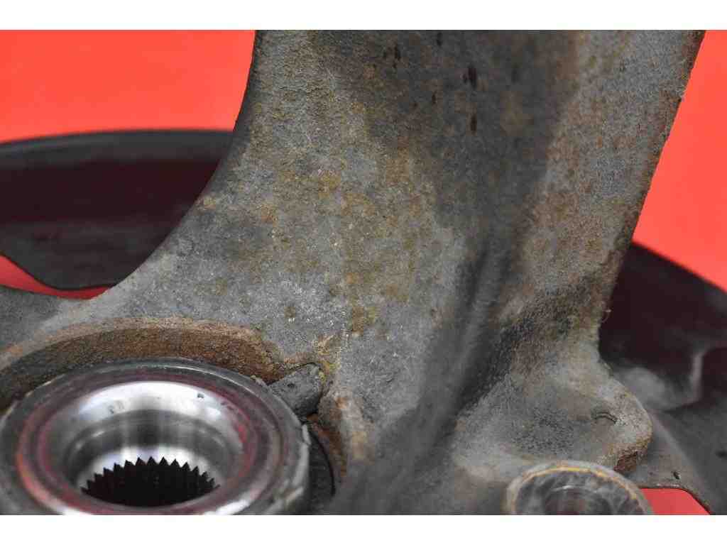 VOLVO C70 2 generation (2005-2013) Rear Left Wheel Hub 3M51-3K171 32385525