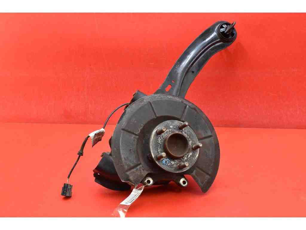 VOLVO C70 2 generation (2005-2013) Rear Left Wheel Hub 32385526