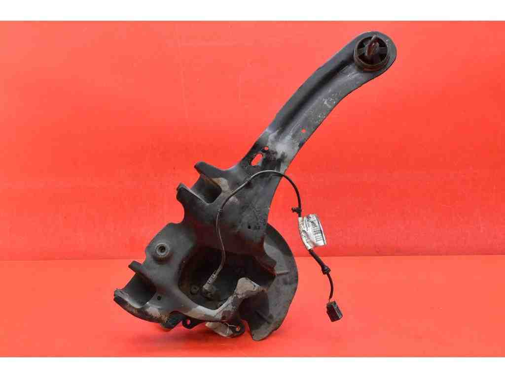 VOLVO C70 2 generation (2005-2013) Front Right Wheel Hub 32385527