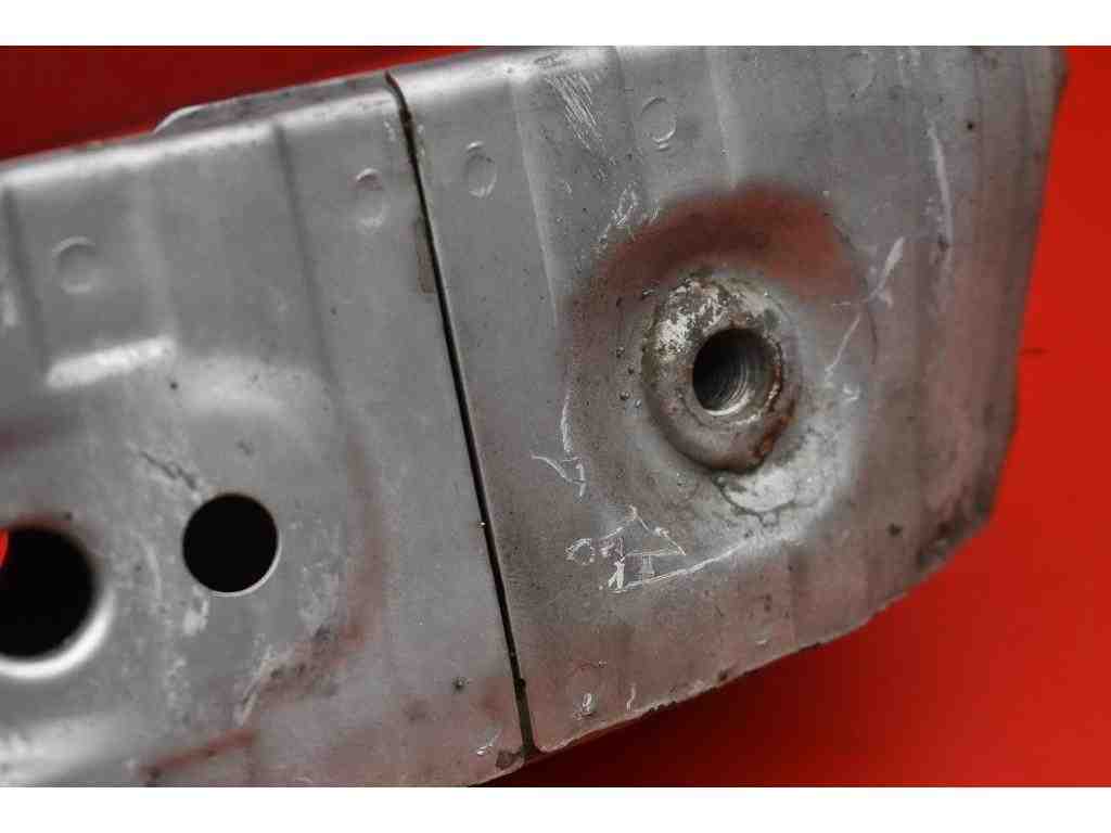 VOLVO C70 2 generation (2005-2013) Aizmugurē bampera balka 32385538