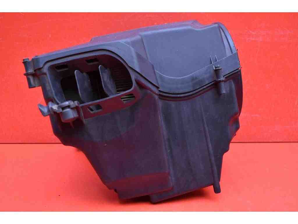 VOLVO C70 2 generation (2005-2013) Корпус воздушного фильтра 7M51-9600-BF 32385546