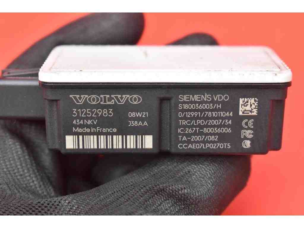 VOLVO C70 2 generation (2005-2013) Блок управления двигателем 31252983 32385580