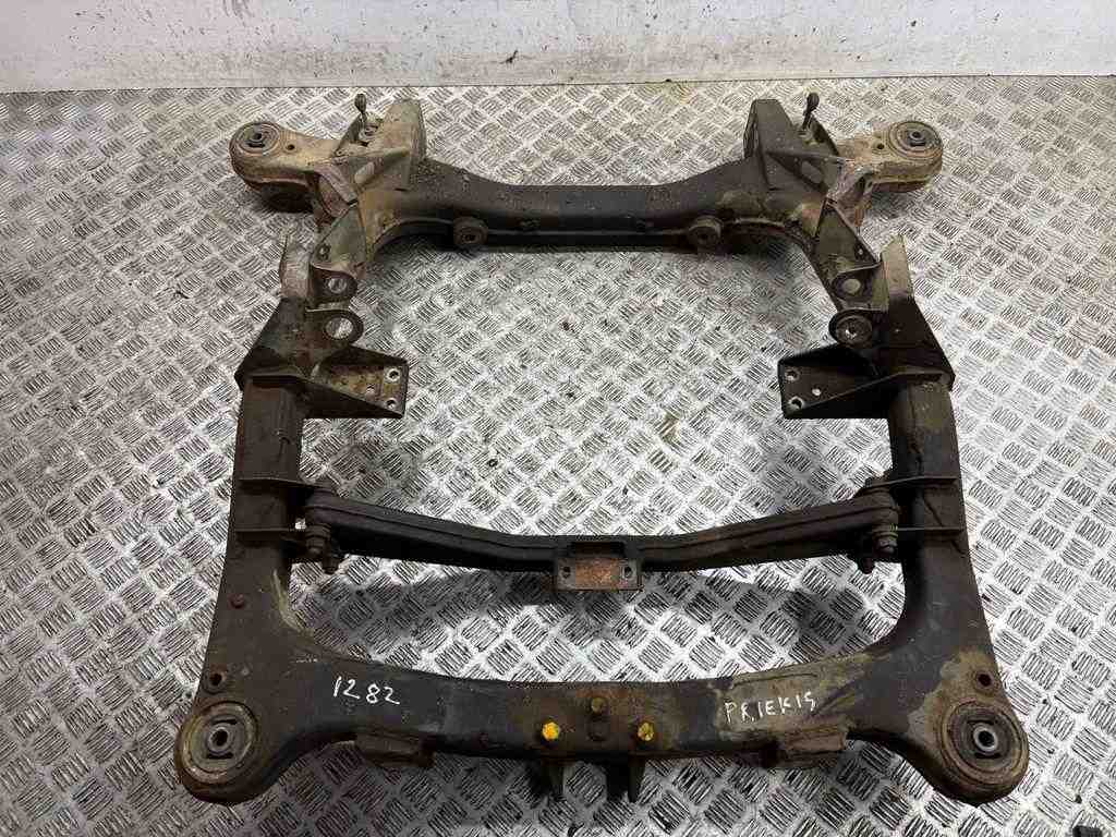 ROLLS-ROYCE Silver Spirit Mark 1 generation (1980-1989) Front Suspension Subframe 32428380