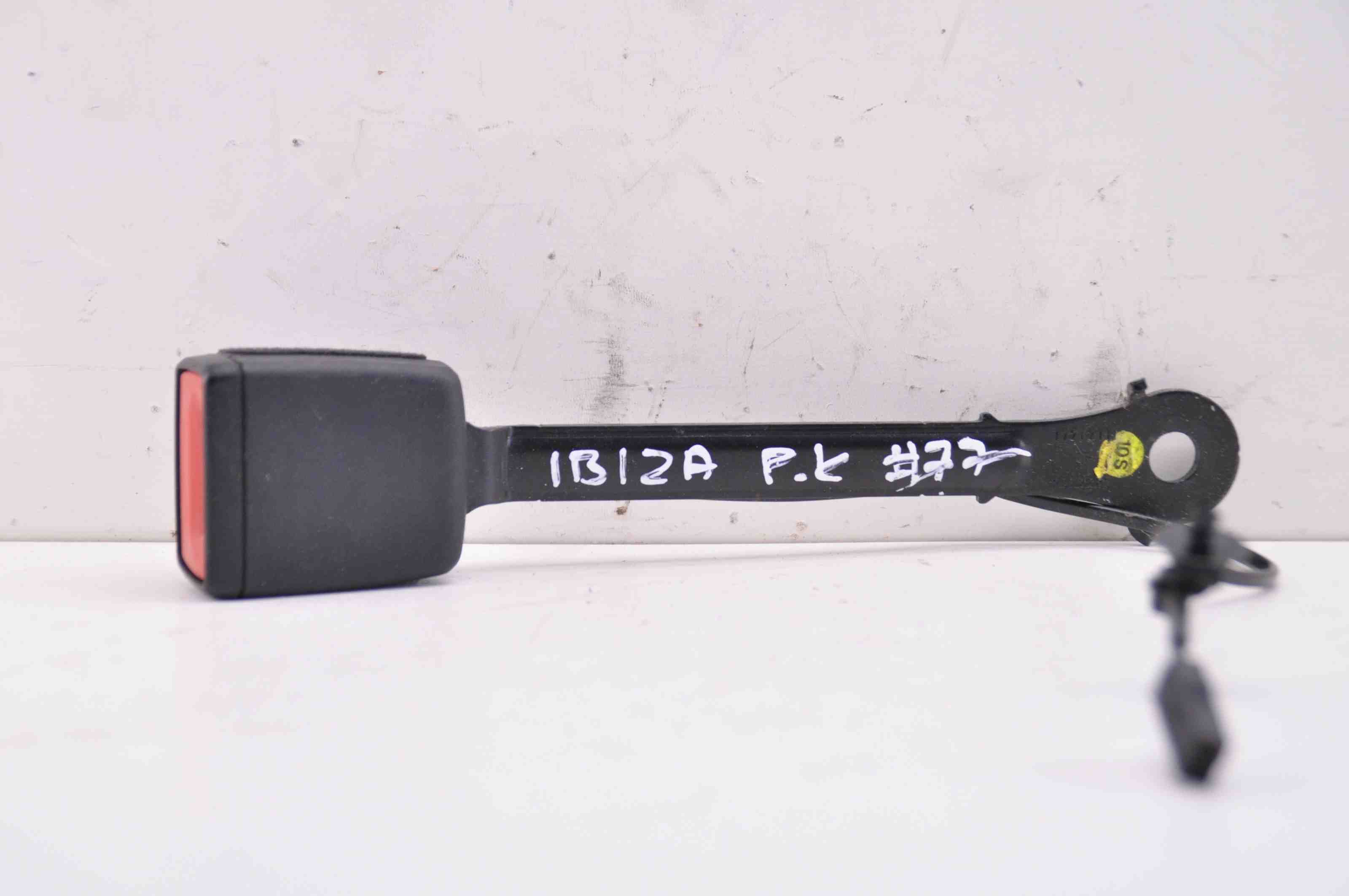 SEAT Ibiza 5 generation (2017-2023) Priekšējā kreisā sēdekļa sprādze 6F0857755B 32395704