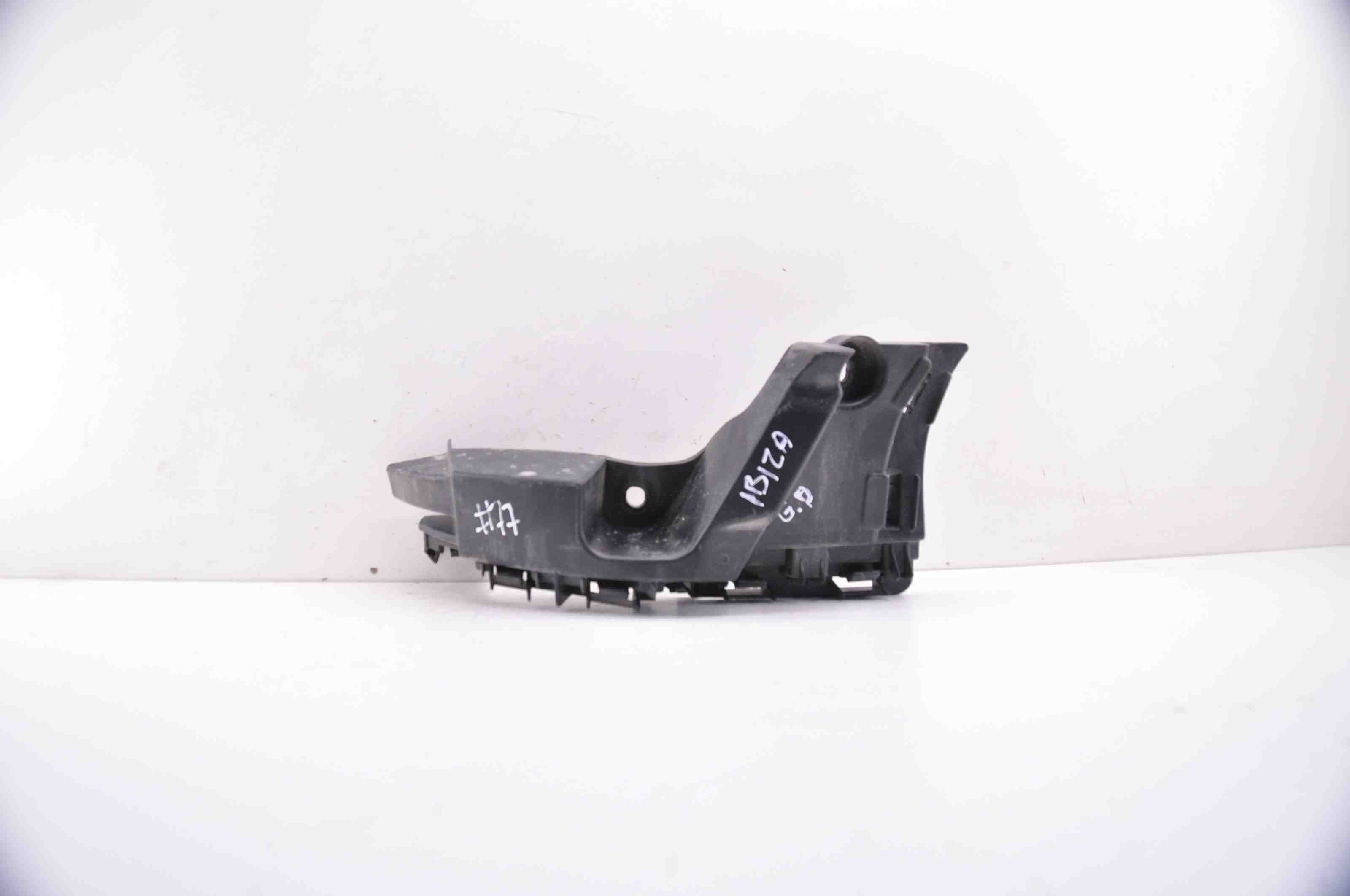 SEAT Ibiza 5 generation (2017-2023) Держатель заднего бампера правый 6F0807378B 32395825