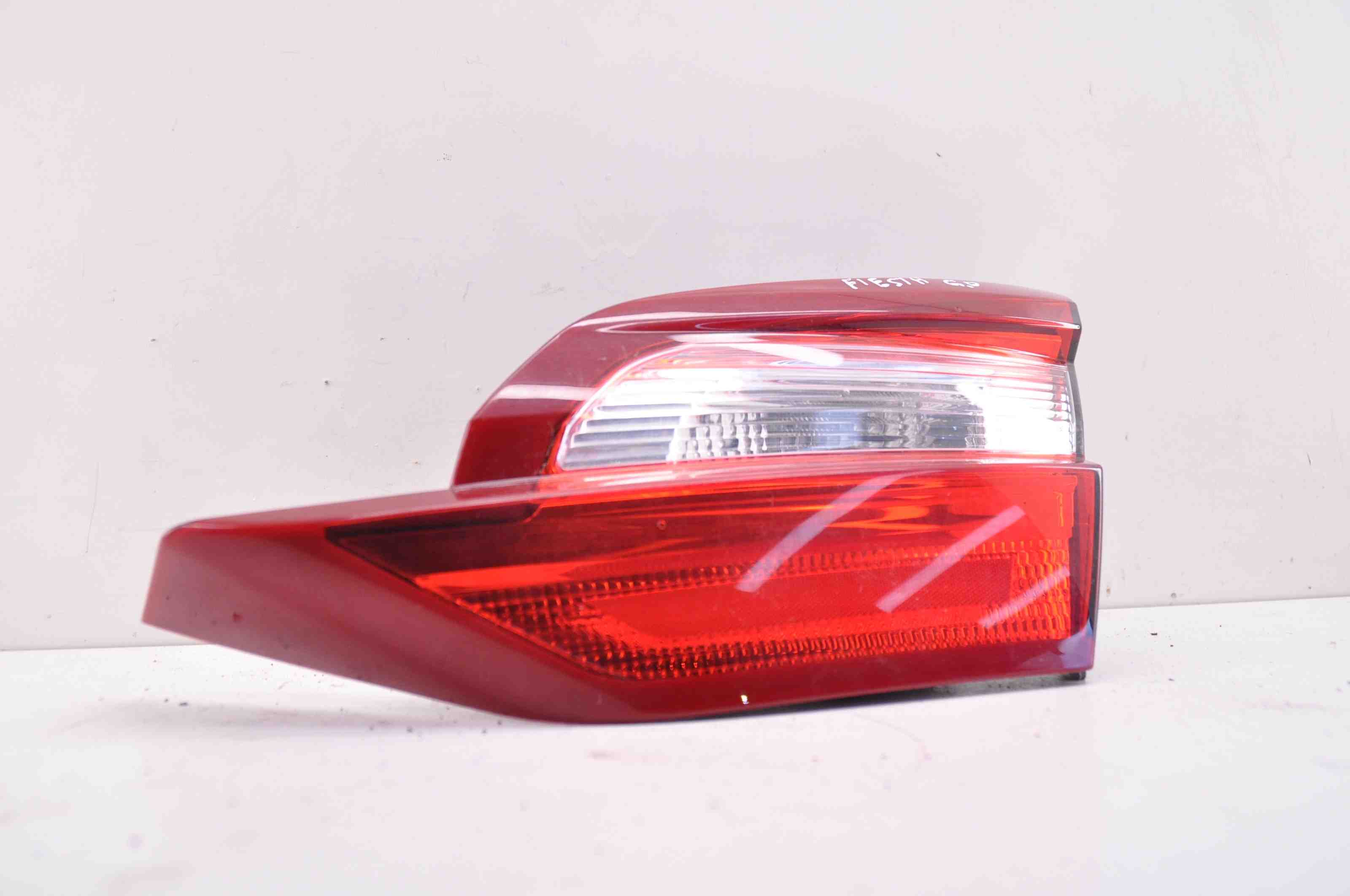 FORD Fiesta 7 generation (2017-2024) Right Side Tailgate Taillight H1BB13A602 32396826
