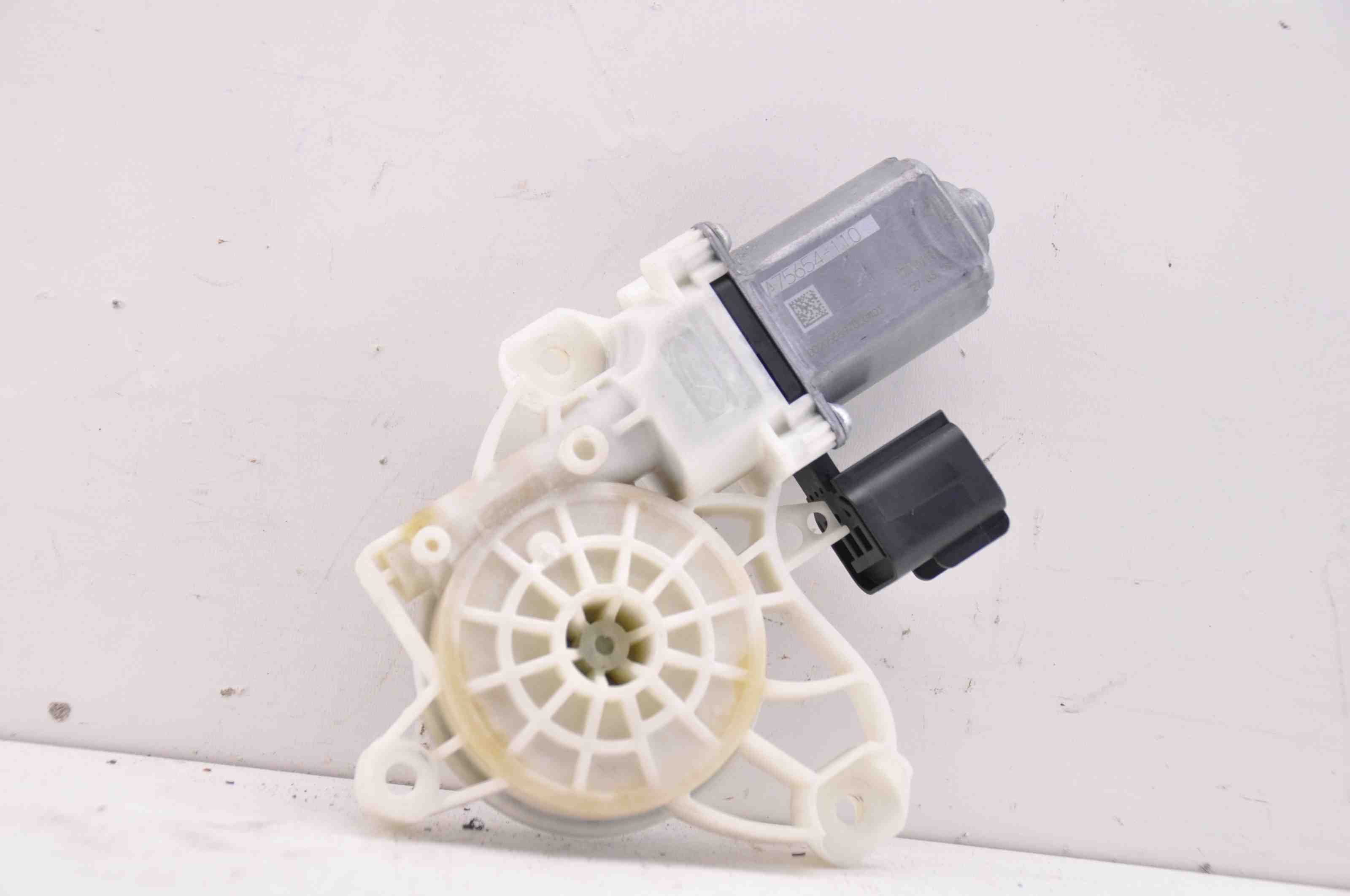 FORD Fiesta 7 generation (2017-2024) Front Left Door Window Regulator Motor A75853110 32396855