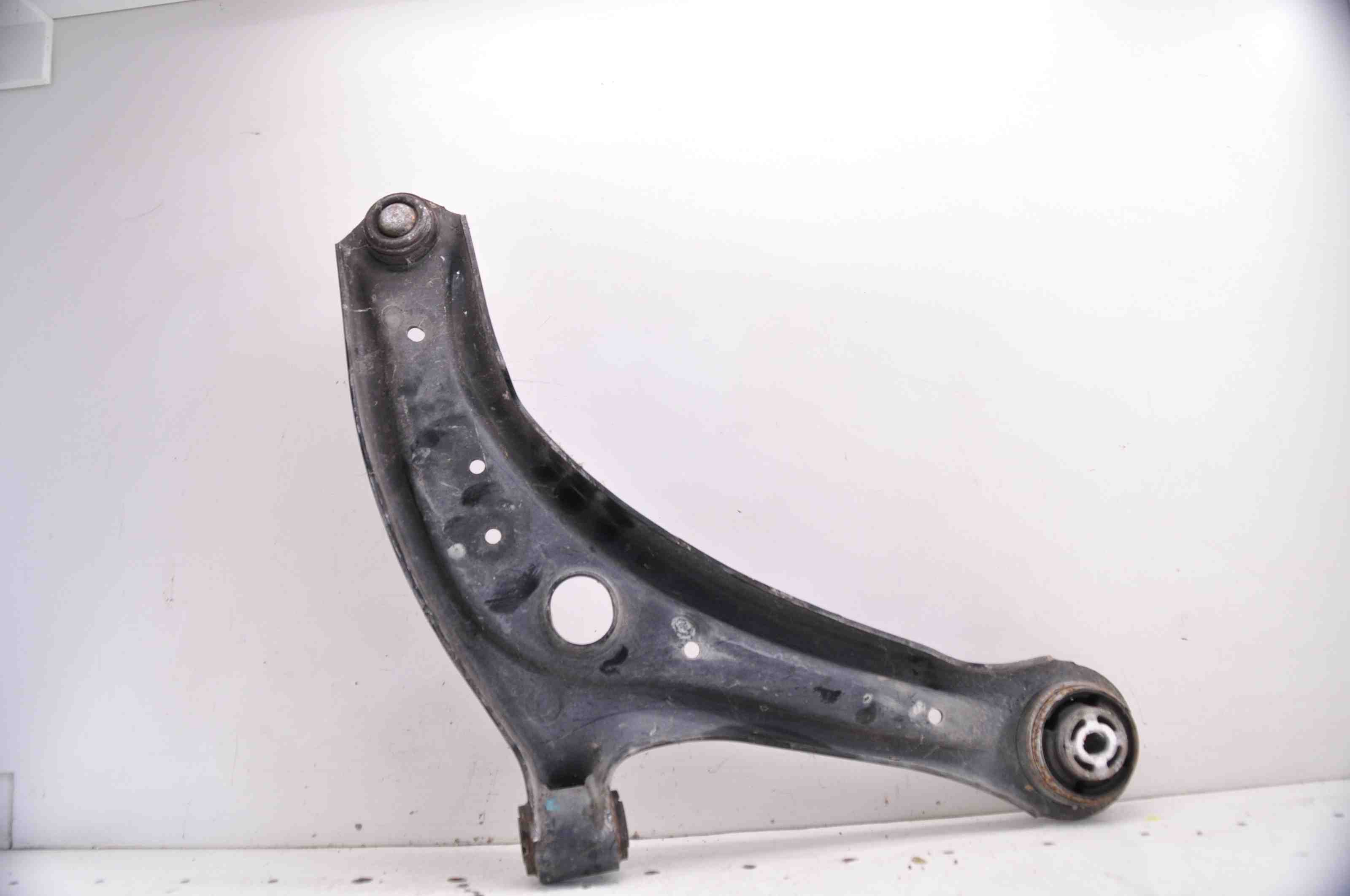 FORD Fiesta 7 generation (2017-2024) Front Left Arm H1BC3051L,H1BC3051AF 32411090