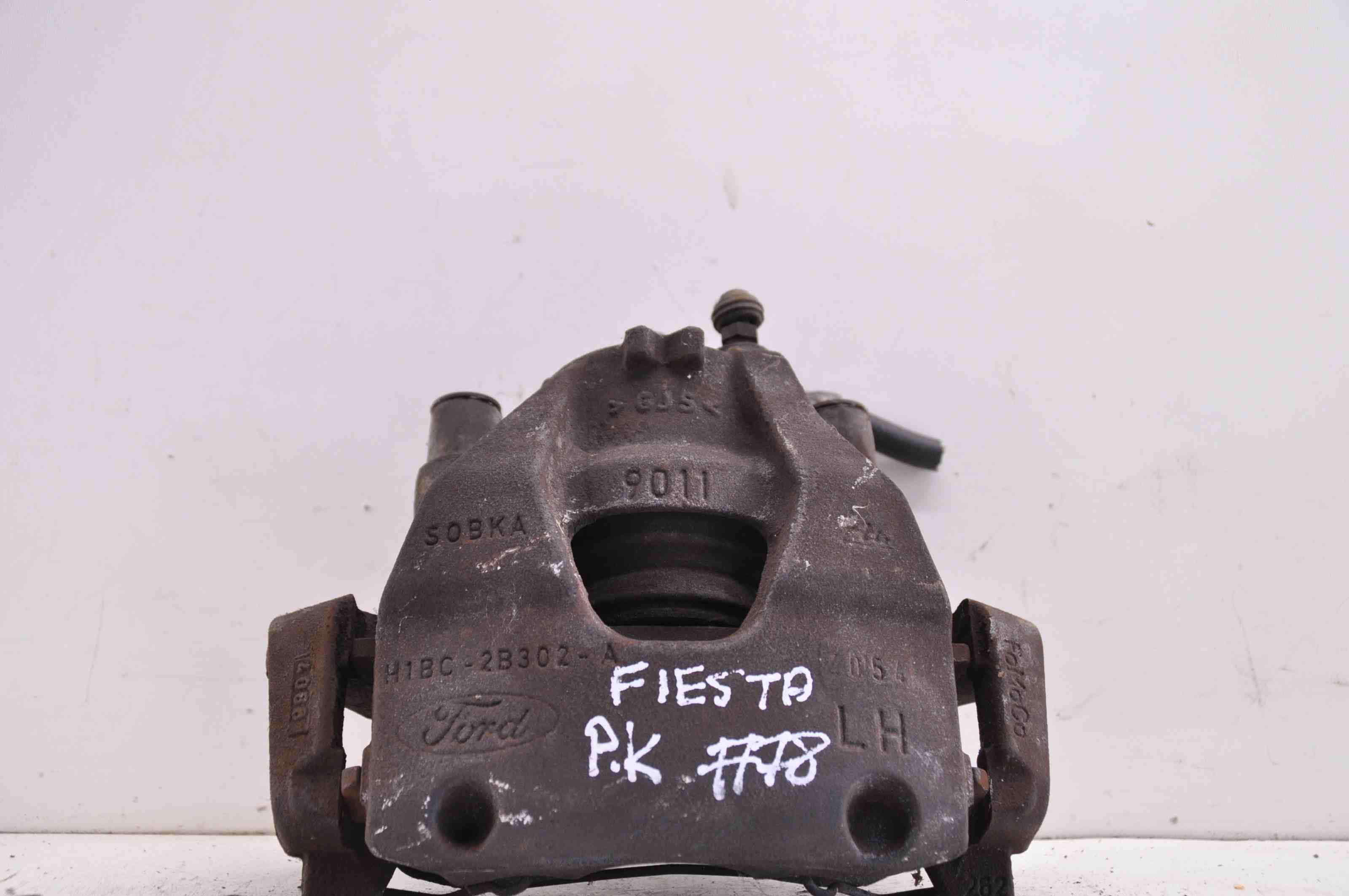 FORD Fiesta 7 generation (2017-2024) Priekšējais kreisais bremžu suports H1BC2B302A 32411174