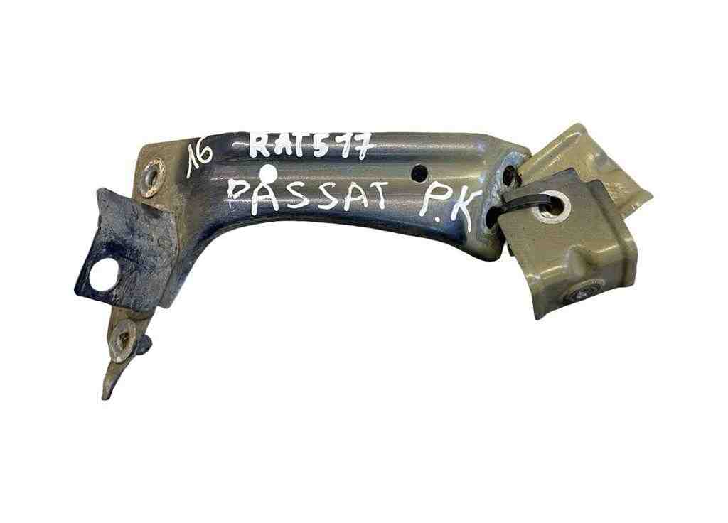 VOLKSWAGEN Passat B7 (2010-2015) Держатель переднего левого крыла 3G0821141 32411775