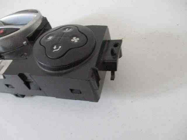 RENAULT Megane 2 generation (2002-2012) Citau veidu vadības bloki G220G4,8200413906,69340064 32464503