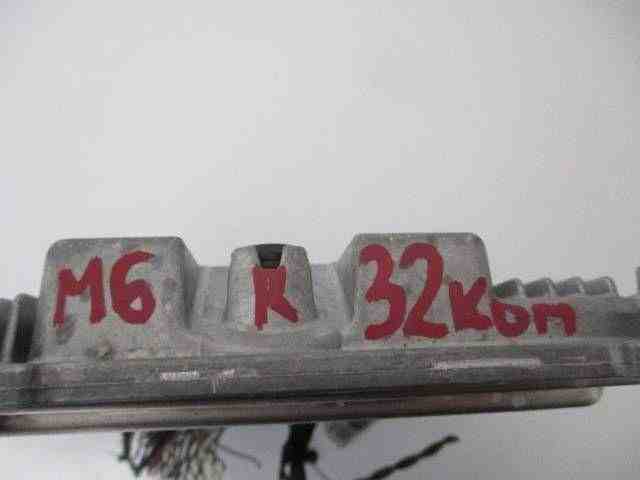 BMW 3 Series F30/F31 (2011-2020) Motora vadības bloks 030253545,0281018595,DDE8518423 32465369