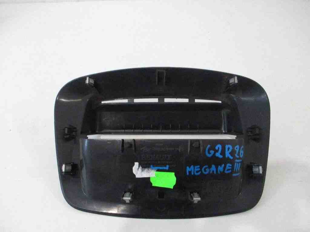 RENAULT Megane 3 generation (2008-2020) Другие внутренние детали 628700004R 32467625