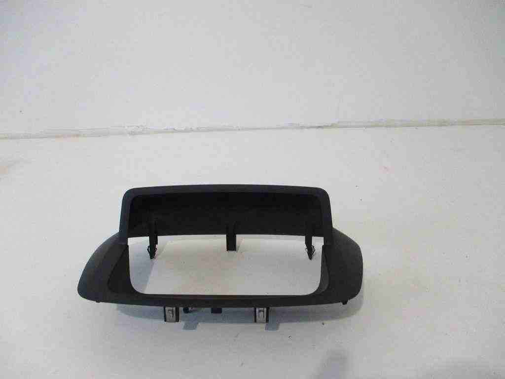 RENAULT Megane 3 generation (2008-2020) Другие внутренние детали 628700004R 32467625