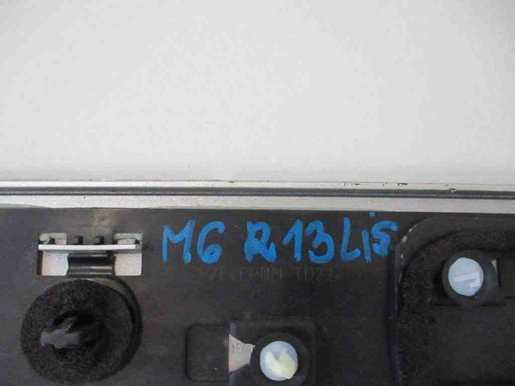 RENAULT Megane 2 generation (2002-2012) Молдинг крыши левый 727510005R 32468044