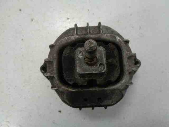 BMW 3 Series E90/E91/E92/E93 (2004-2013) Priekšējais motora stiprinājums 13981112 32468357